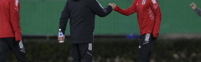 米兰体育注册-日本众将：中国队还要踢5后卫？定位球是破密集法宝