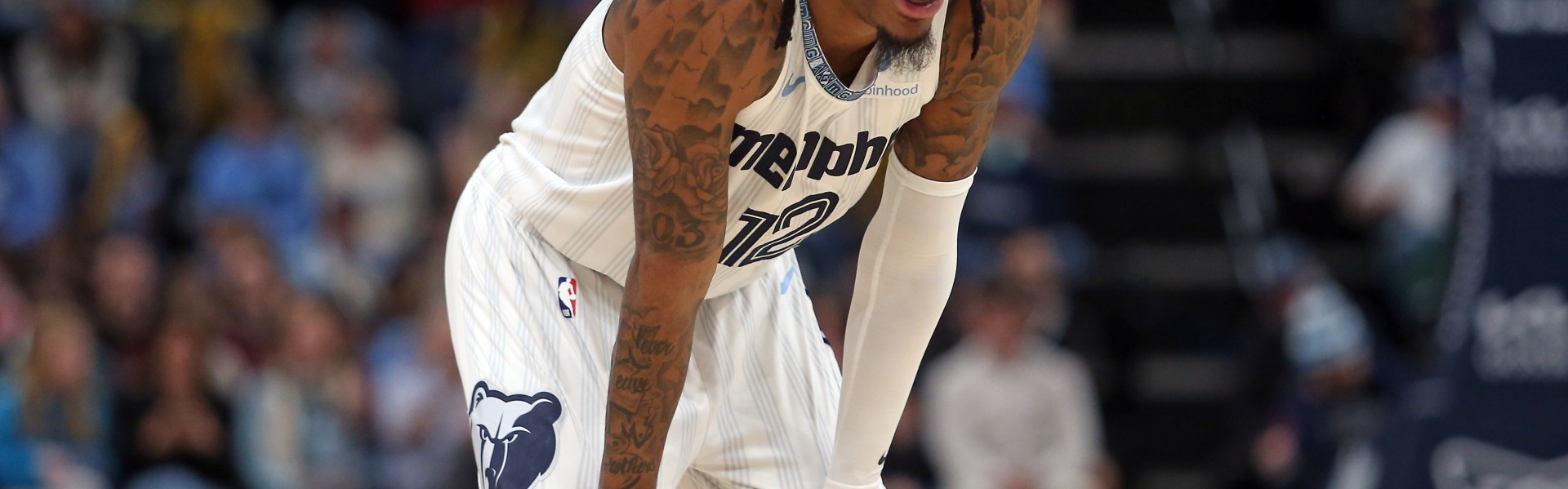 APP下载-美记：太阳近几周在探索引进控卫的可能 候选为莫兰特&amp;三球&amp;吹杨