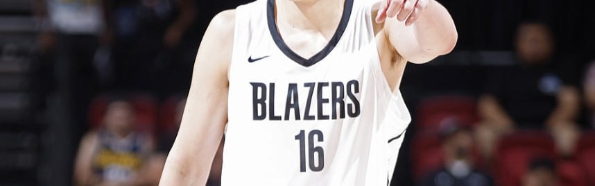 杨瀚森两战夏联后采访！不满体能篮板失误，揽责输球，亲承差距大