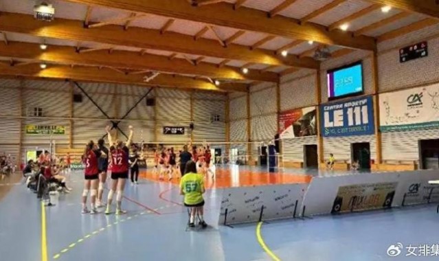 意外！国青女排出师不利，3位新星落选成主因，1米9重炮独挑大梁